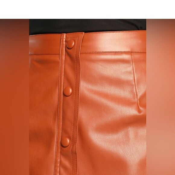 Lulus Most Fab Brown Vegan Leather Button-Front Mini Skirt Size Small - Picture 7 of 13